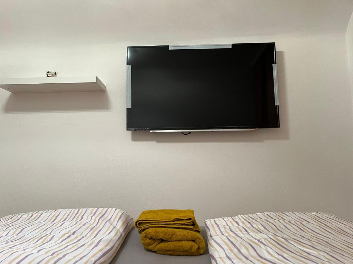 Villa Breathtaking Near Danube River /w Garden And Parking Wien